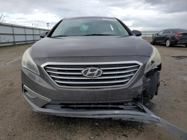 5NPE24AF4FH137481 - 2015 HYUNDAI SONATA SE BROWN photo 5