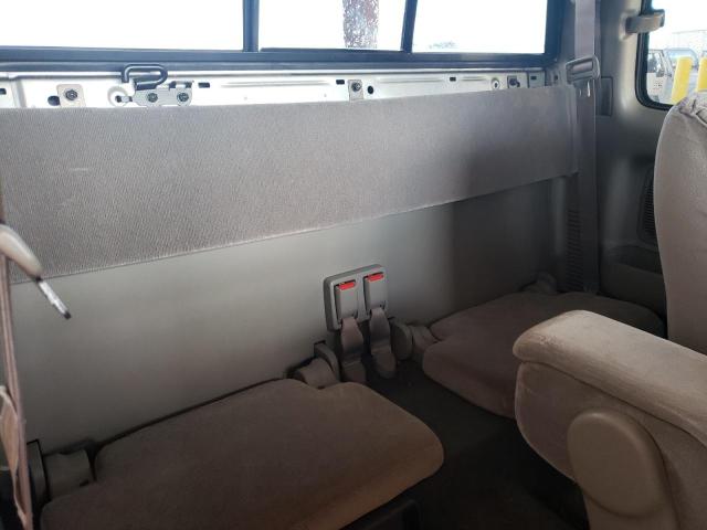 5TESM92N52Z051118 - 2002 TOYOTA TACOMA XTRACAB PRERUNNER ვერცხლისფერი ფოტო 10