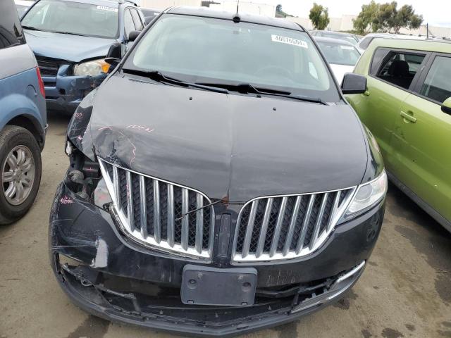 2LMDJ6JK2BBJ04072 - 2011 LINCOLN MKX BLACK photo 5