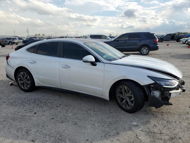 KMHL14JA0NA221796 - 2022 HYUNDAI SONATA SEL WHITE photo 4