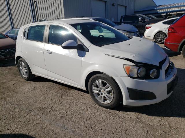1G1JA6SH4C4153252 - 2012 CHEVROLET SONIC LS თეთრი ფოტო 4
