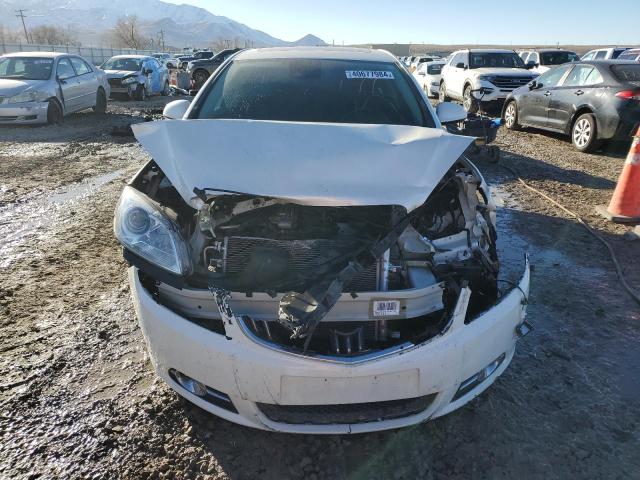 1G4PS5SK1F4219051 - 2015 BUICK VERANO WHITE photo 5