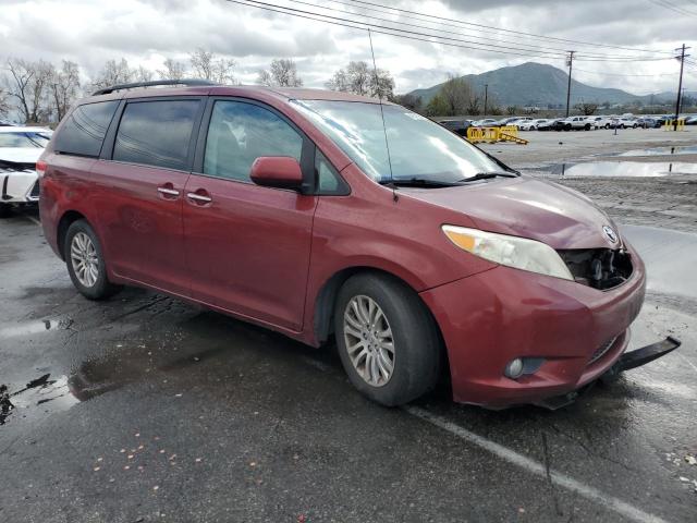 5TDYK3DC1ES435181 - 2014 TOYOTA SIENNA XLE BURGUNDY photo 4