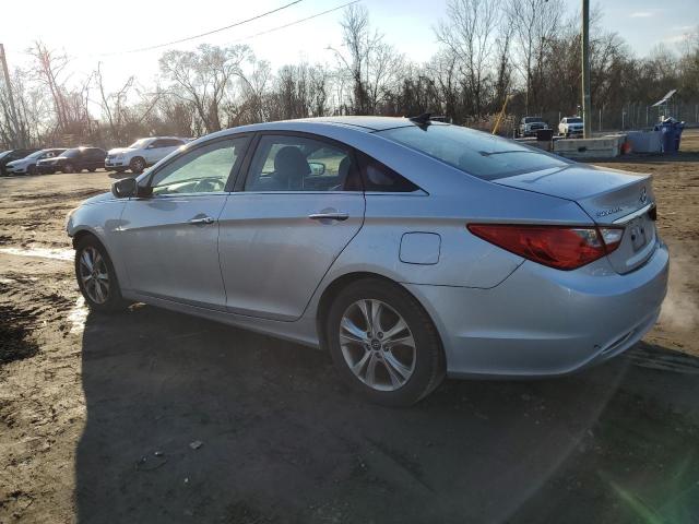 5NPEC4AC5CH415433 - 2012 HYUNDAI SONATA SE SILVER photo 2