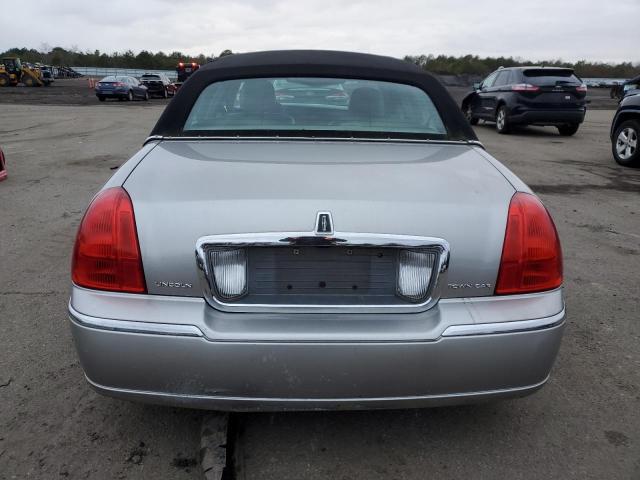 1LNHM81W37Y601676 - 2007 LINCOLN TOWN CAR SIGNATURE GRAY photo 6