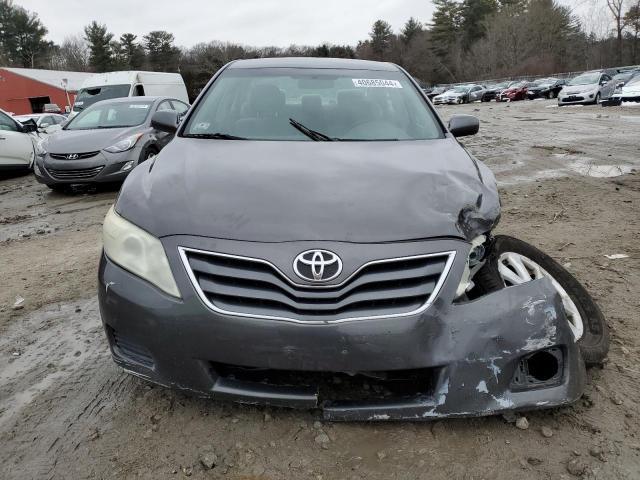 4T4BF3EKXBR159480 - 2011 TOYOTA CAMRY BASE GRAY photo 5