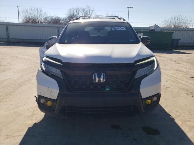 5FNYF8H00LB002874 - 2020 HONDA PASSPORT ELITE WHITE photo 5