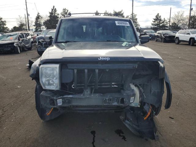 1J8HG48N16C189067 - 2006 JEEP COMMANDER BLACK photo 5