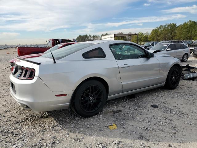 1ZVBP8AM9E5316329 - 2014 FORD MUSTANG SILVER photo 3