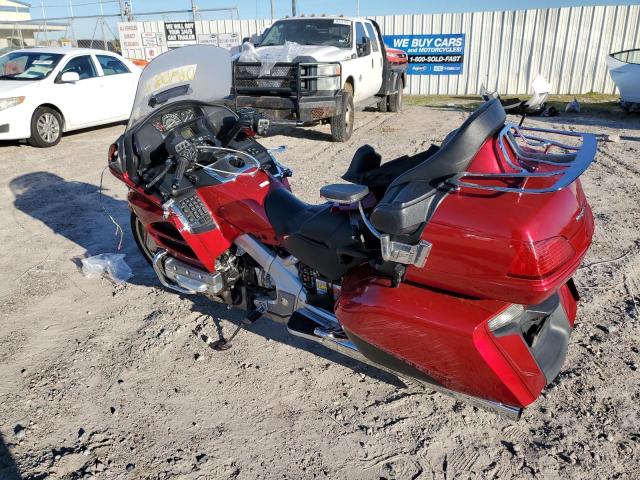 JH2SC68G6GK400946 - 2016 HONDA GL1800 RED photo 3