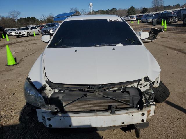 1G1ZC5E05CF161278 - 2012 CHEVROLET MALIBU 1LT WHITE photo 5