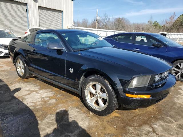 1ZVHT80N595119552 - 2009 FORD MUSTANG BLACK photo 4