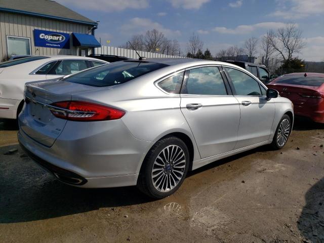 3FA6P0H91HR112011 - 2017 FORD FUSION SE SILVER photo 3