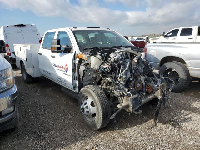 1GB4CYCY5JF289307 - 2018 CHEVROLET SILVERADO C3500 WHITE photo 4