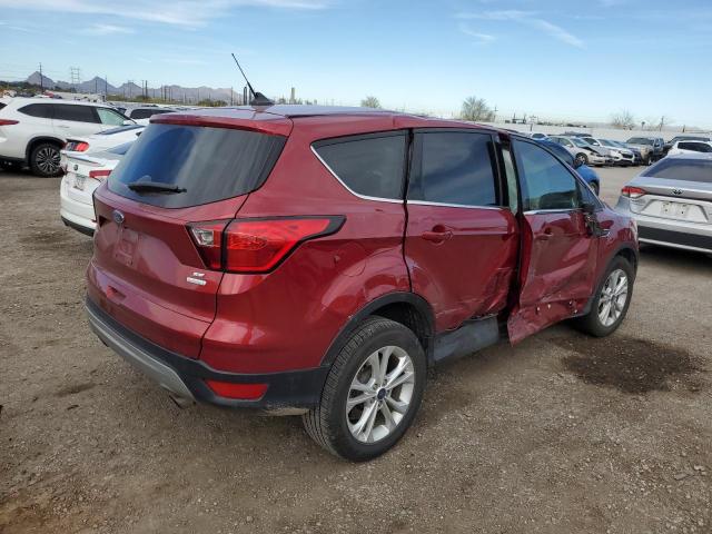 1FMCU0GD8KUB62623 - 2019 FORD ESCAPE SE RED photo 3