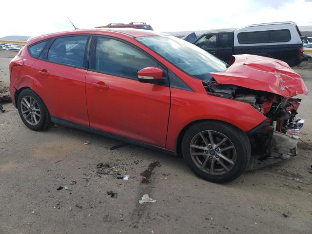 1FADP3K24GL253754 - 2016 FORD FOCUS SE RED photo 4