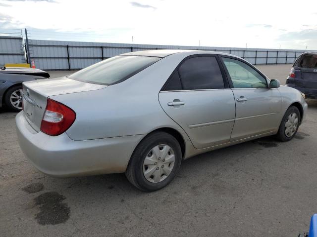 4T1BE32K84U848454 - 2004 TOYOTA CAMRY LE SILVER photo 3