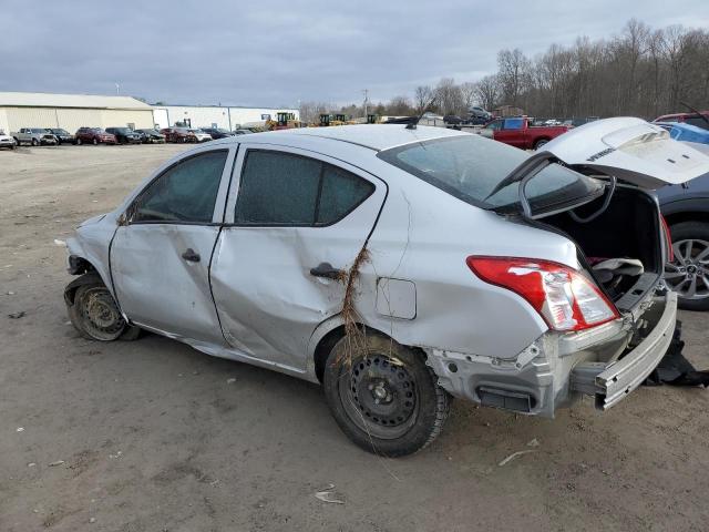 3N1CN7AP0GL886615 - 2016 NISSAN VERSA S SILVER photo 2