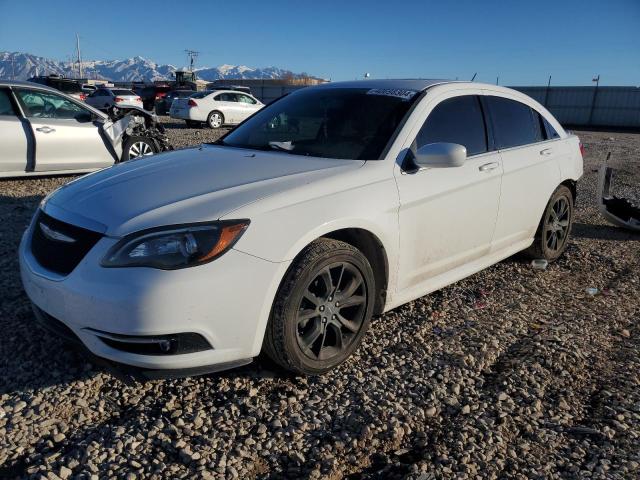 2014 CHRYSLER 200 LIMITED, 