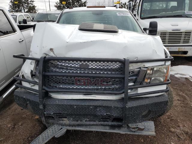 1GT423C84DF156186 - 2013 GMC SIERRA K3500 SLE WHITE photo 7