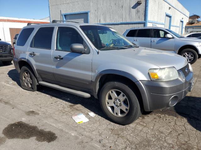 1FMCU031X6KA12705 - 2006 FORD ESCAPE XLT SILVER photo 4