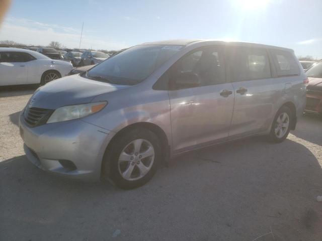 2012 TOYOTA SIENNA BASE, 