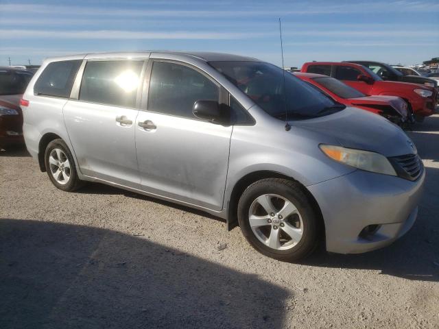 5TDKA3DC8CS010692 - 2012 TOYOTA SIENNA BASE SILVER photo 4