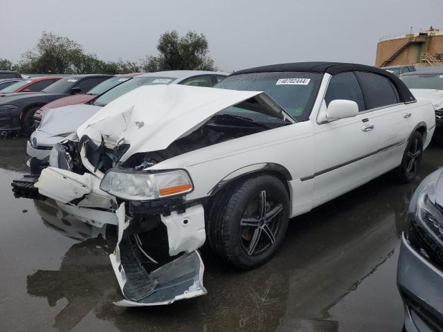 2010 LINCOLN TOWN CAR SIGNATURE LIMITED, 