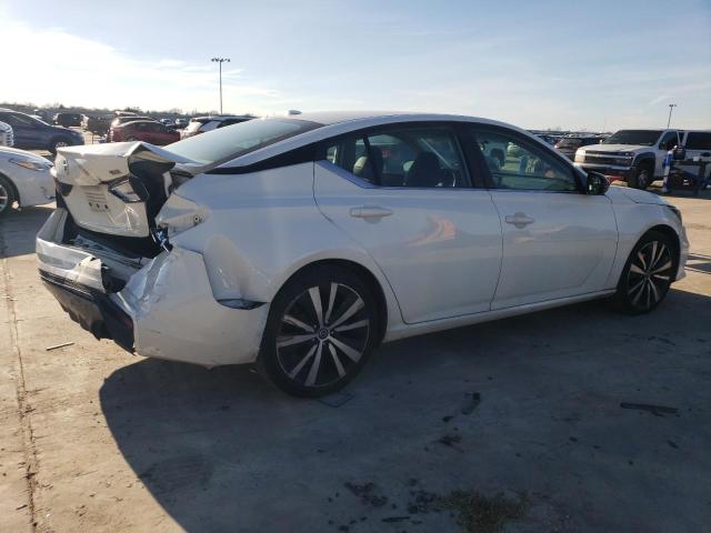 1N4BL4CV7KC127964 - 2019 NISSAN ALTIMA SR WHITE photo 3