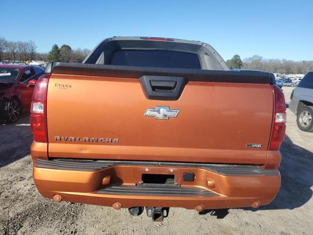 3GNEC12077G255516 - 2007 CHEVROLET AVALANCHE C1500 ORANGE photo 6