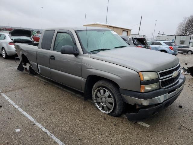 1GCEC19X37Z112610 - 2007 CHEVROLET SILVERADO C1500 CLASSIC GRAY photo 4