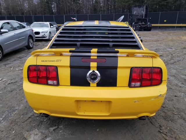 1ZVFT82HX55196510 - 2005 FORD MUSTANG GT YELLOW photo 6