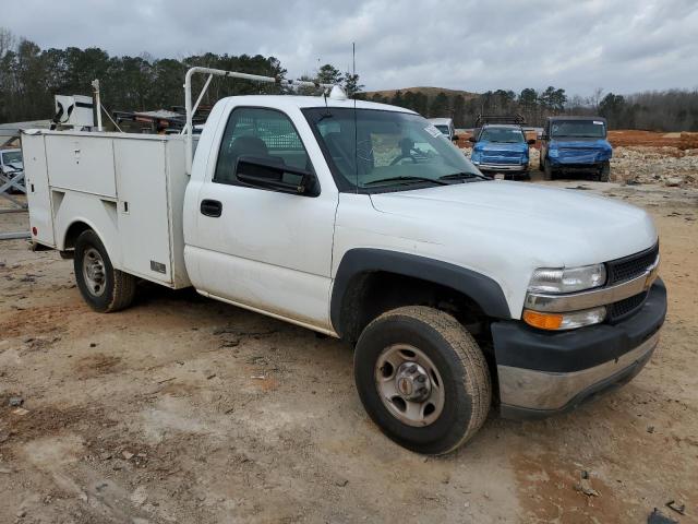 1GBHC24U91E209863 - 2001 CHEVROLET SILVERADO C2500 HEAVY DUTY WHITE photo 4