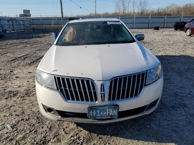 3LNHL2GC1BR770552 - 2011 LINCOLN MKZ WHITE photo 5