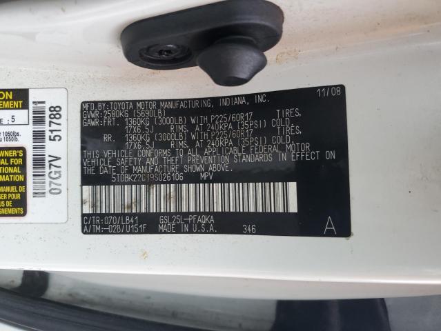 5TDBK22C19S026106 - 2009 TOYOTA SIENNA XLE WHITE photo 13