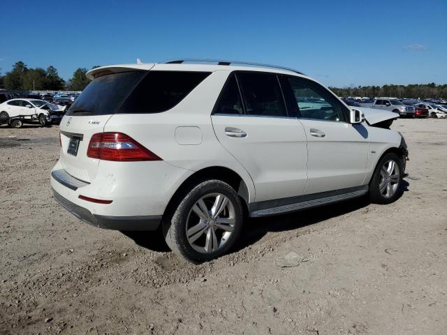 4JGDA5HB6CA008549 - 2012 MERCEDES-BENZ ML 350 4MATIC WHITE photo 3