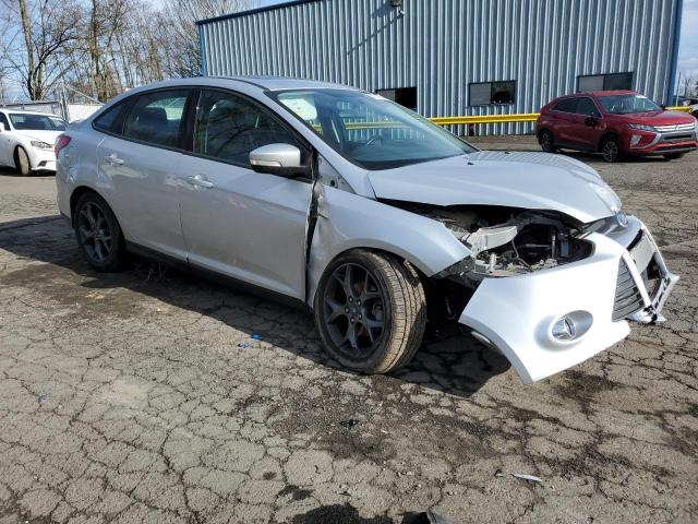 1FADP3F2XDL354464 - 2013 FORD FOCUS SE SILVER photo 4