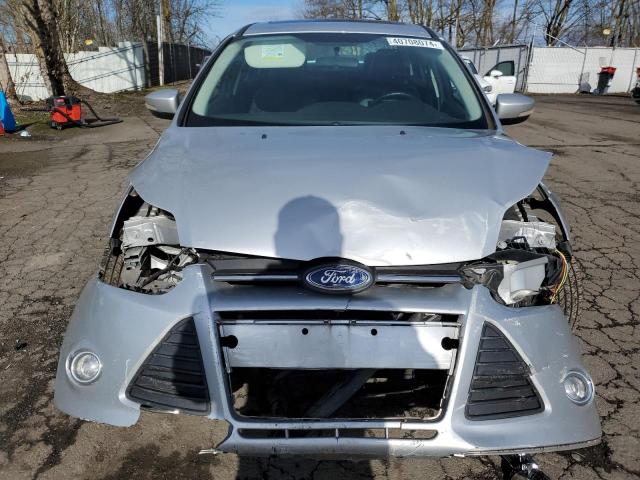 1FADP3F2XDL354464 - 2013 FORD FOCUS SE SILVER photo 5