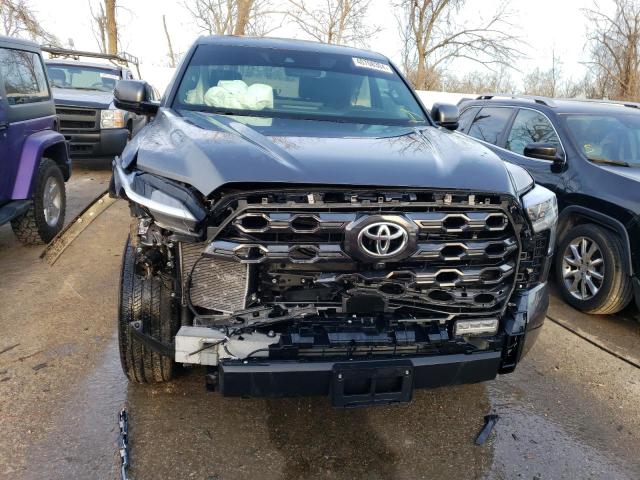 5TFNA5DB3PX081279 - 2023 TOYOTA TUNDRA CREWMAX PLATINUM Grau Foto 5