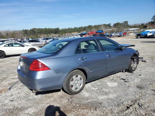 1HGCM56437A107414 - 2007 HONDA ACCORD LX SILVER photo 3