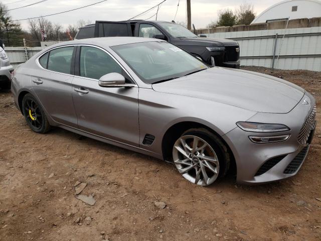 KMTG34TA2NU093932 - 2022 GENESIS G70 BASE GRAY photo 4