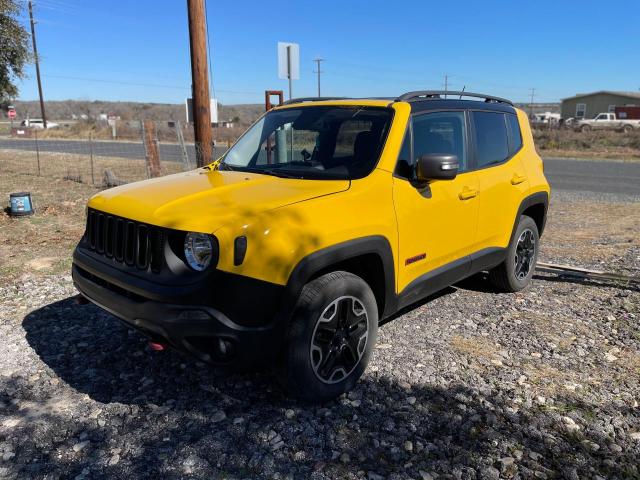 ZACCJBCT8GPE23716 - 2016 JEEP RENEGADE TRAILHAWK YELLOW photo 2