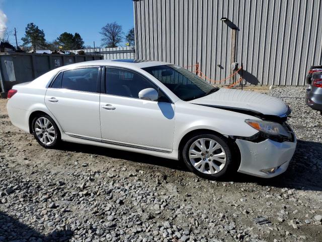 4T1BK3DB1BU379209 - 2011 TOYOTA AVALON BASE WHITE photo 4