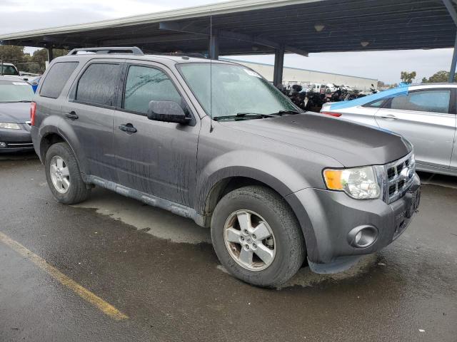 1FMCU9DG4CKA26585 - 2012 FORD ESCAPE XLT GRAY photo 4