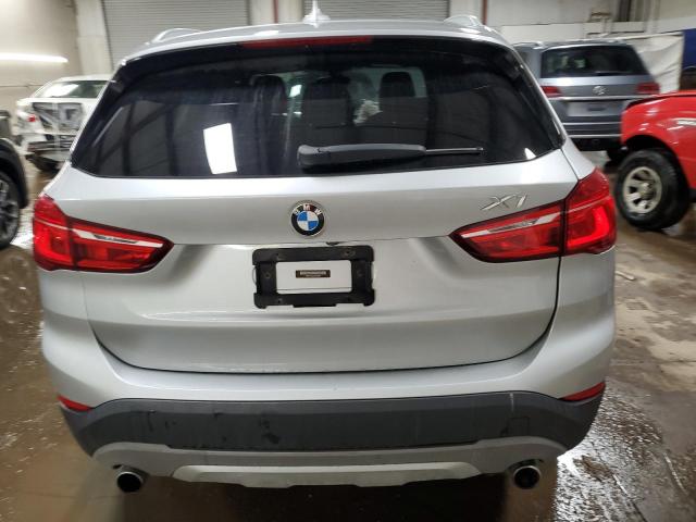 WBXHT3C33J5F90268 - 2018 BMW X1 XDRIVE28I ვერცხლისფერი ფოტო 6