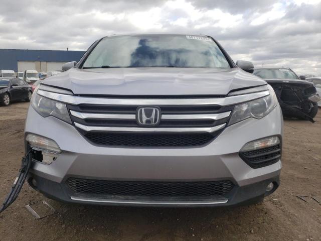 5FNYF6H91JB017898 - 2018 HONDA PILOT TOURING SILVER photo 5