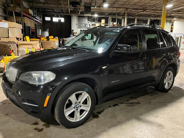 5UXZW0C56BL659584 - 2011 BMW X5 XDRIVE35D BLACK photo 2