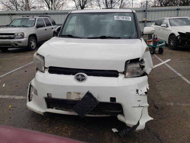 JTLZE4FE3FJ080128 - 2015 TOYOTA SCION XB 白色 照片 5