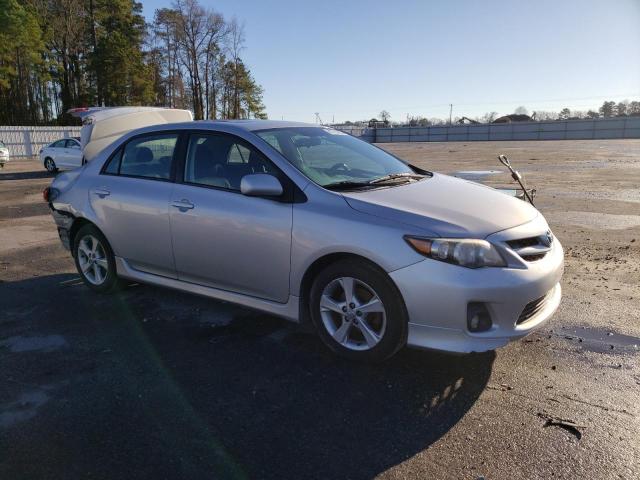 2T1BU4EE0CC918494 - 2012 TOYOTA COROLLA BASE SILVER photo 4