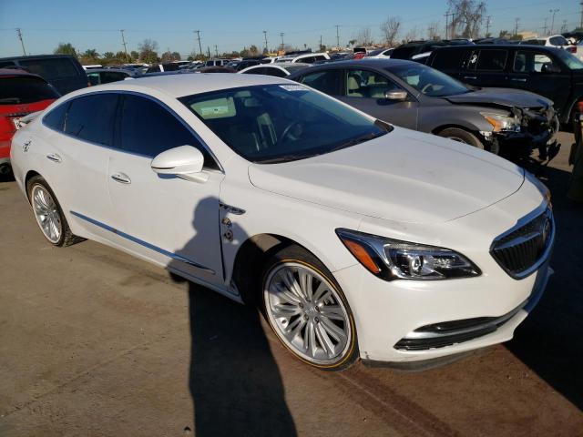 1G4ZP5SZ1JU135778 - 2018 BUICK LACROSSE ESSENCE WHITE photo 4